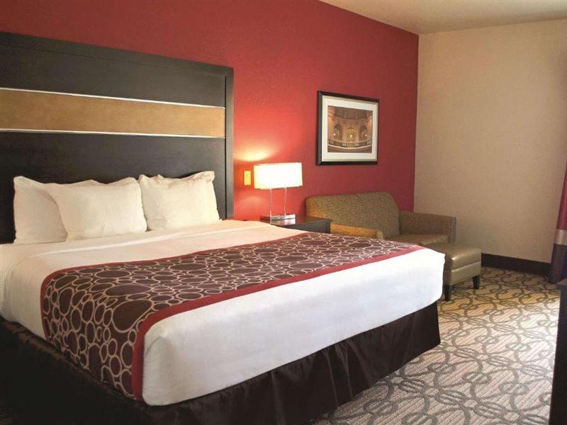 La Quinta By Wyndham Pearsall Esterno foto