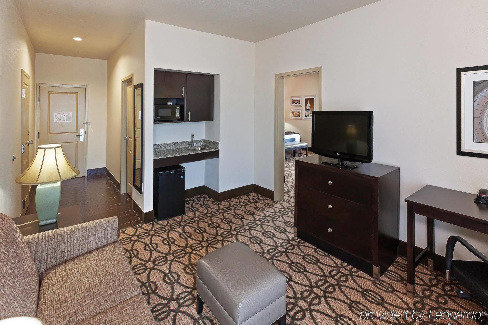 La Quinta By Wyndham Pearsall Esterno foto