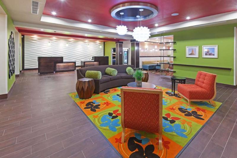La Quinta By Wyndham Pearsall Esterno foto